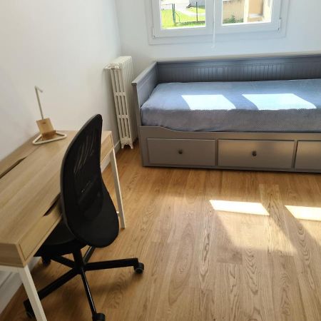 Paris Visit Apartment ลากาแร็น-โกลงบ์ ภายนอก รูปภาพ